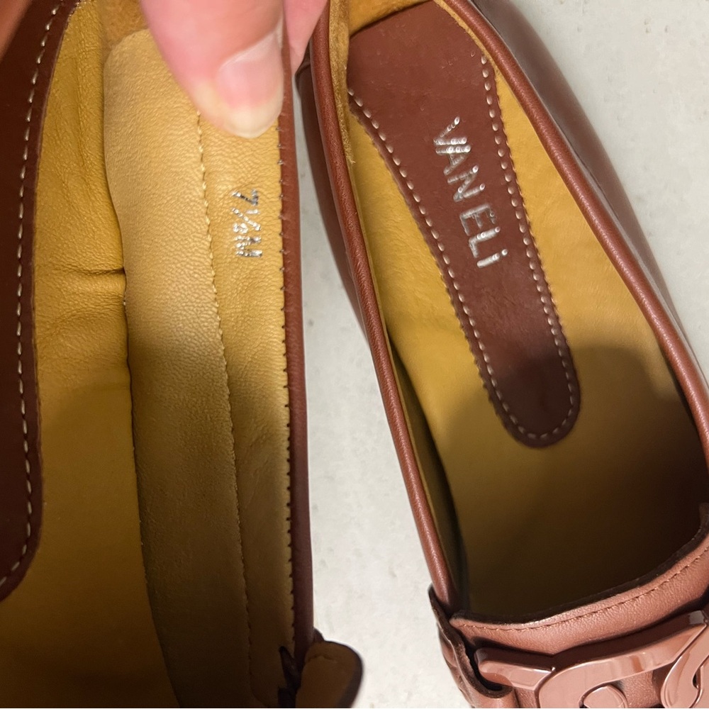 Like New Vaneli Leather Loafers - Picture 2 of 3